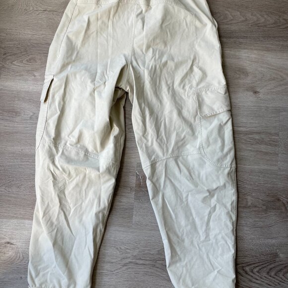 Lululemon Cargo Pocket high rise Utilitech Casual Pants - Picture 2 of 3